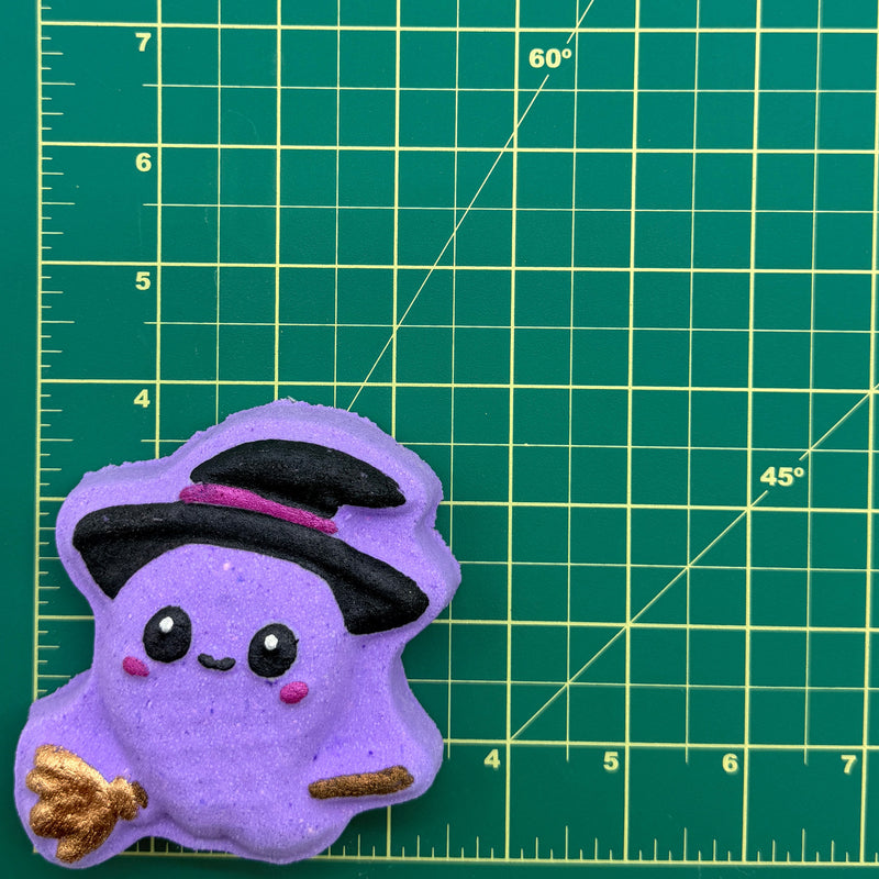 Halloween - Ghost on Broom